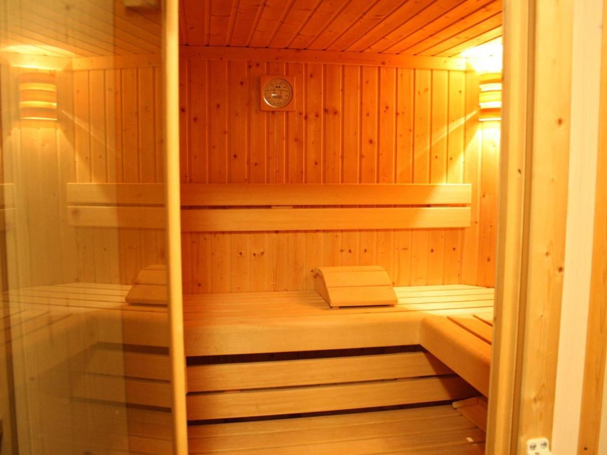 Spacious Chalet In Flachau With Sauna מראה חיצוני תמונה